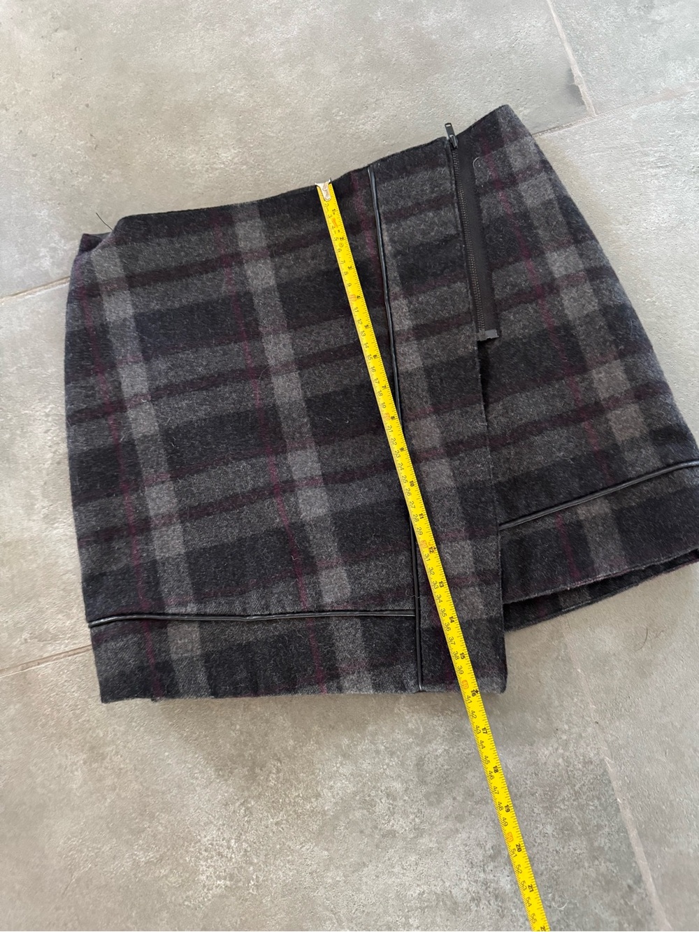 Smart Set Wool Blend Plaid Wrap Mini Skirt Size 6 Lined Faux Leather Trim Plum - Picture 7 of 7